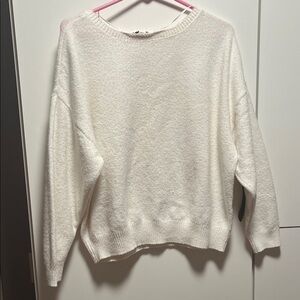 Cozy White Women's Crew Neck Sweater
